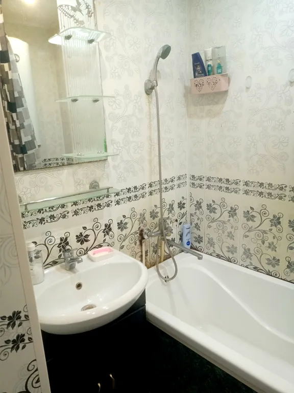 Уютная квартира с большой светлой лоджией.