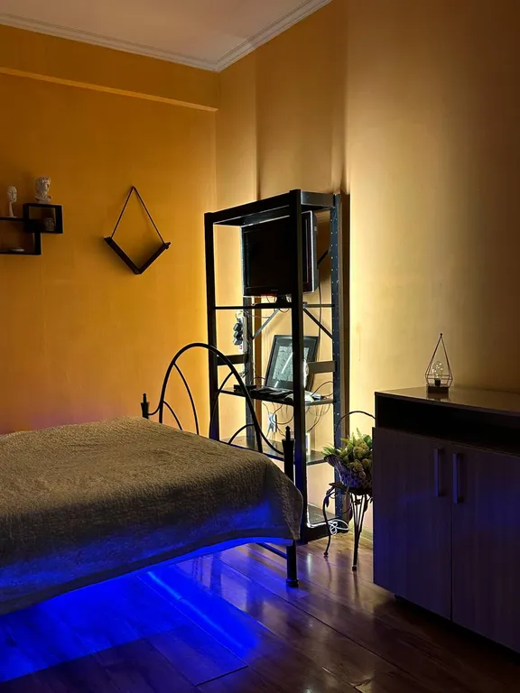 Уютная квартира возле ТЦ ГУМ и ЦУМ