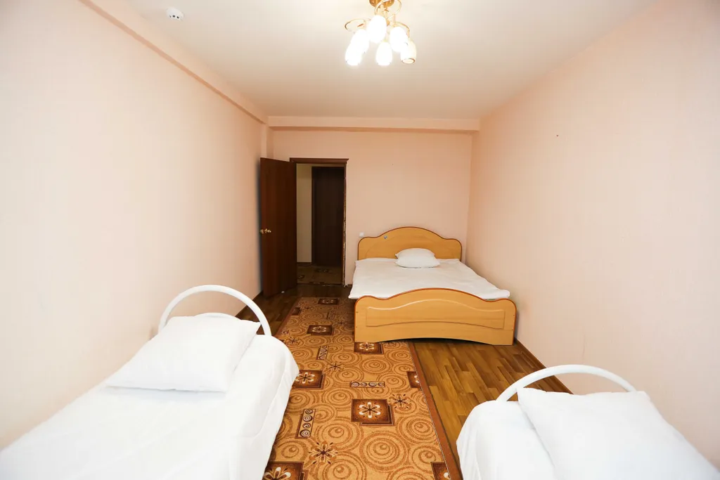 Квартира в хорошем районе — аренда посуточно в Нефтеюганск