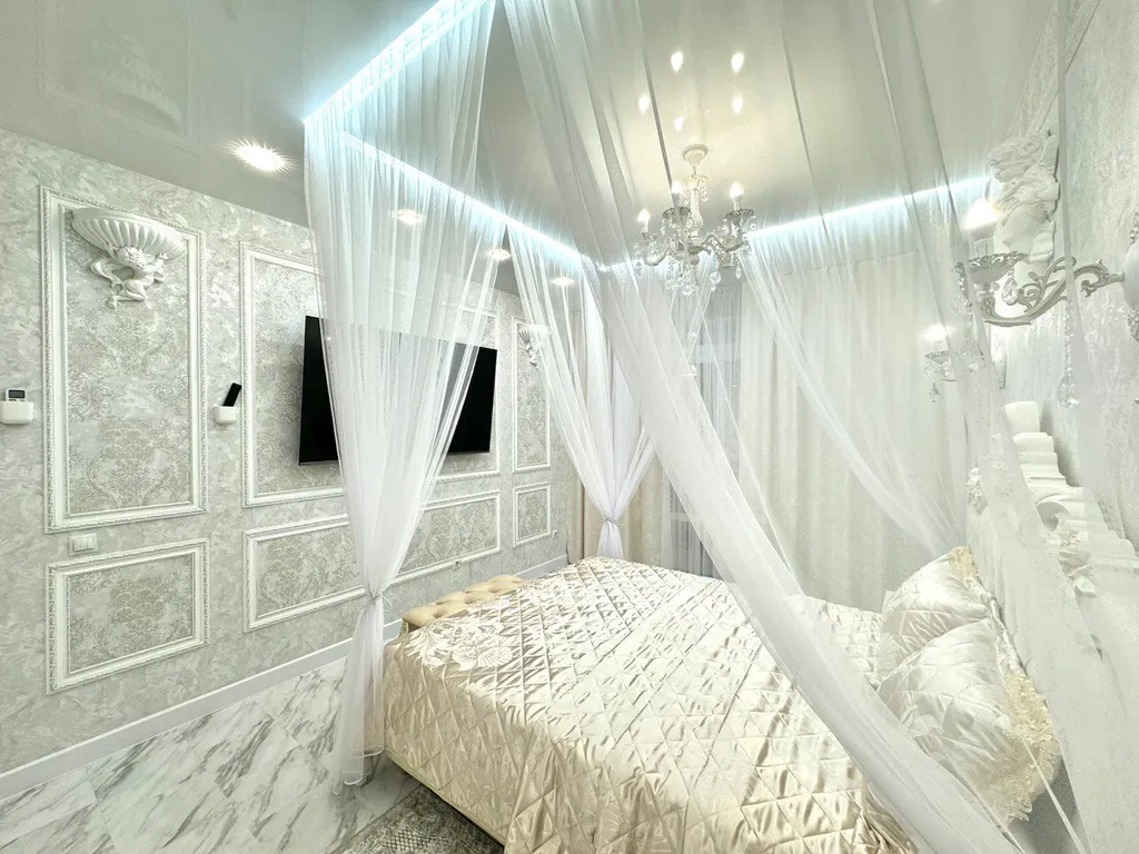 Апартаменты в античном стиле, гармония прошлого и настоящего