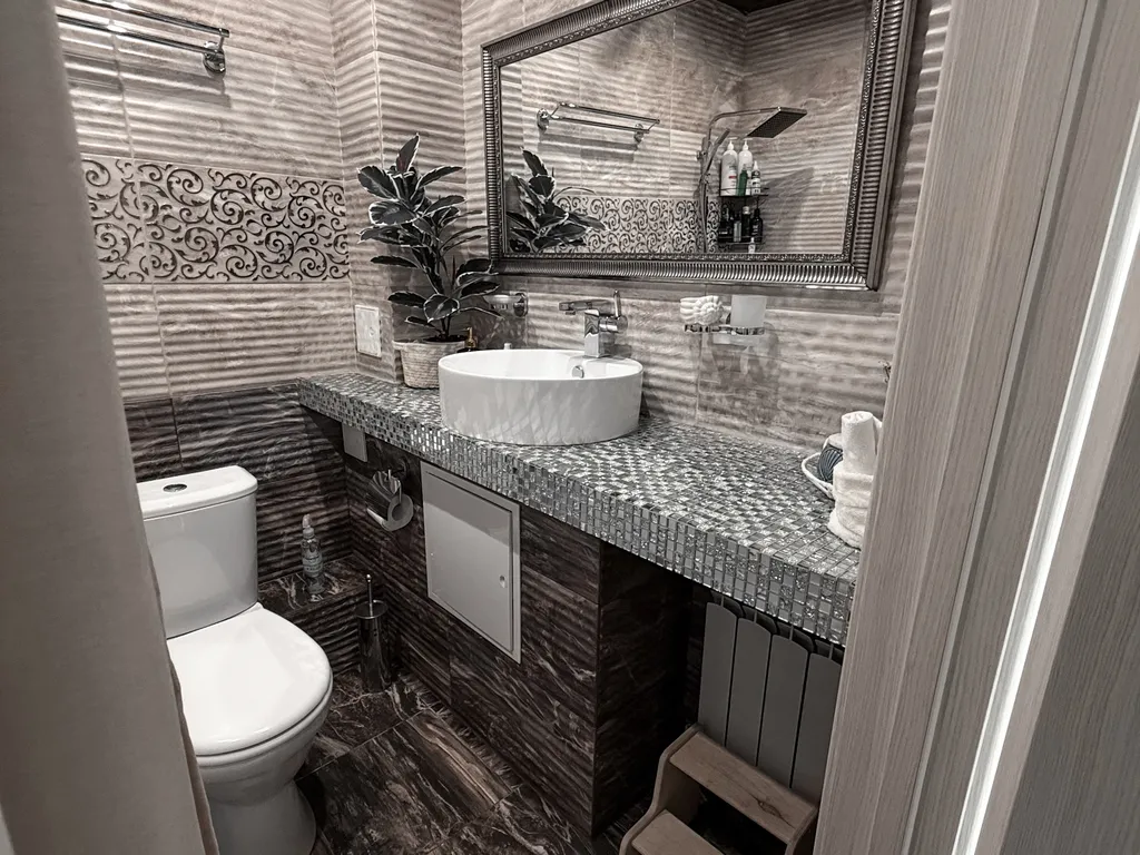 Шикарная квартира с панорамным окном для 4