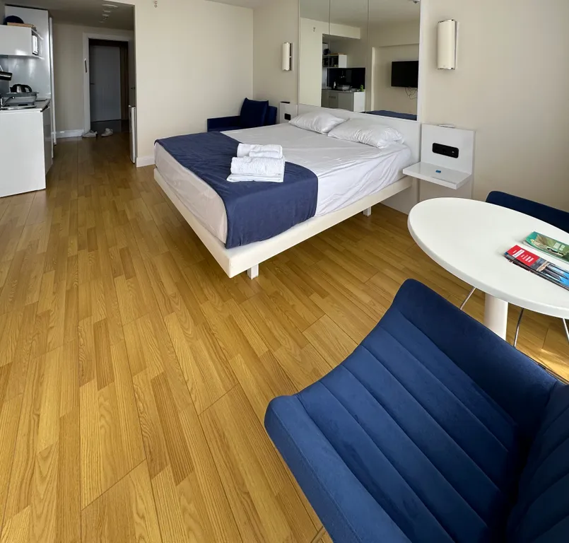 Личный пентхаус с видом на закат в Орби Сити