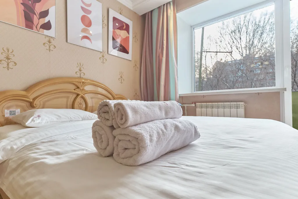 Студия с большой ванной в тихом районе у центра