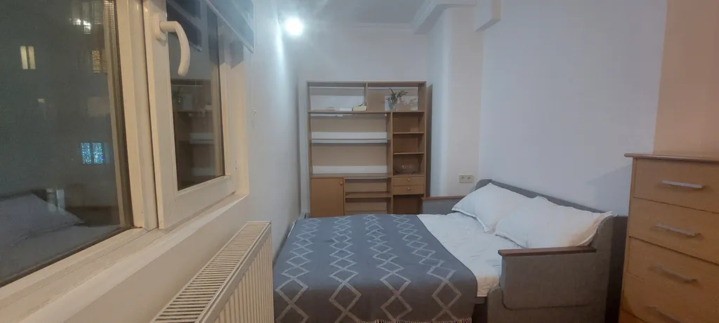 Просторный апартамент возле парка в центре Ваке