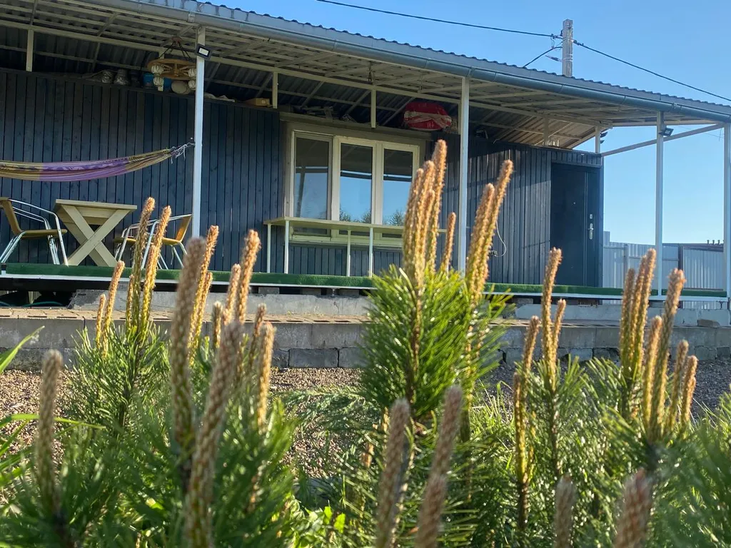 Домик у реки на первой линии