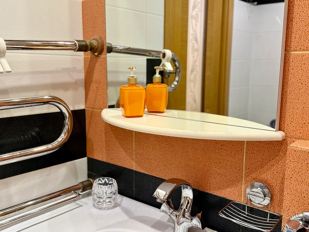 2-комнатная на Дикопольцева