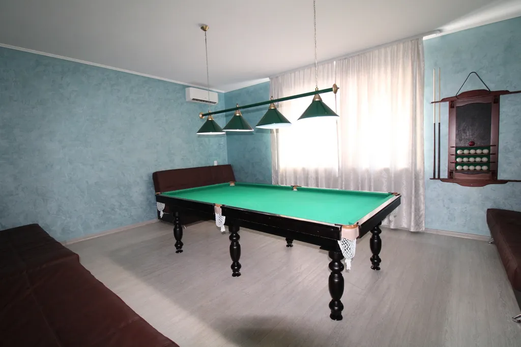 Аренда коттеджа, бассейн, сауна, бильярд, барбекю