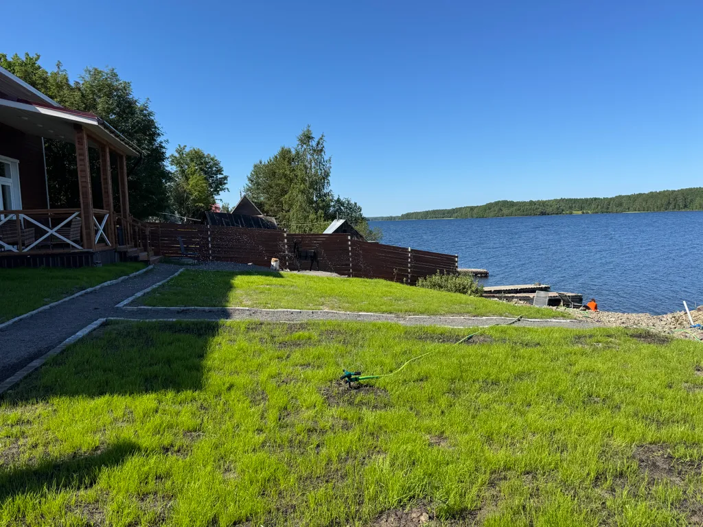 Коттедж Онежская Горка на берегу озера