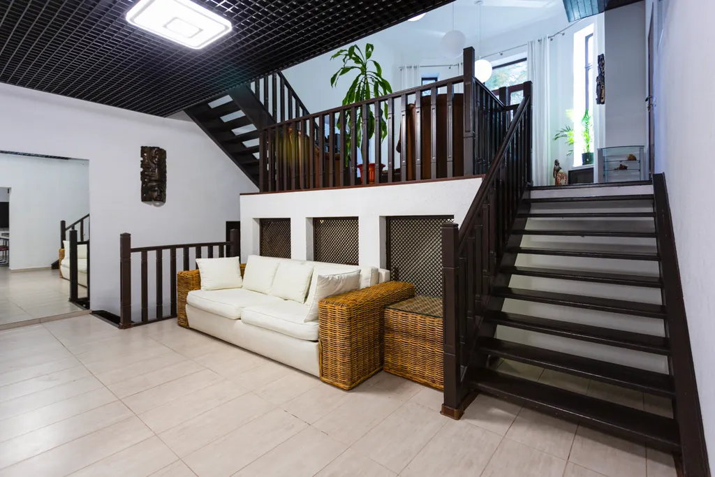 Дом с сауной и теннисными кортами