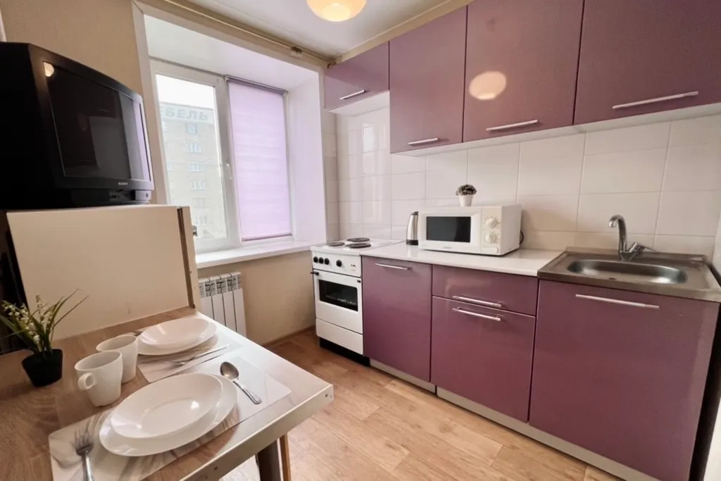 Уютная квартира возле метро Золотая Нива