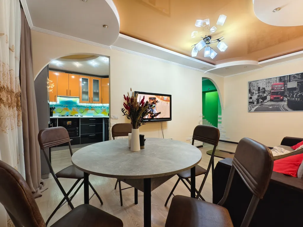 Уютная трёхкомнатная квартира в центре