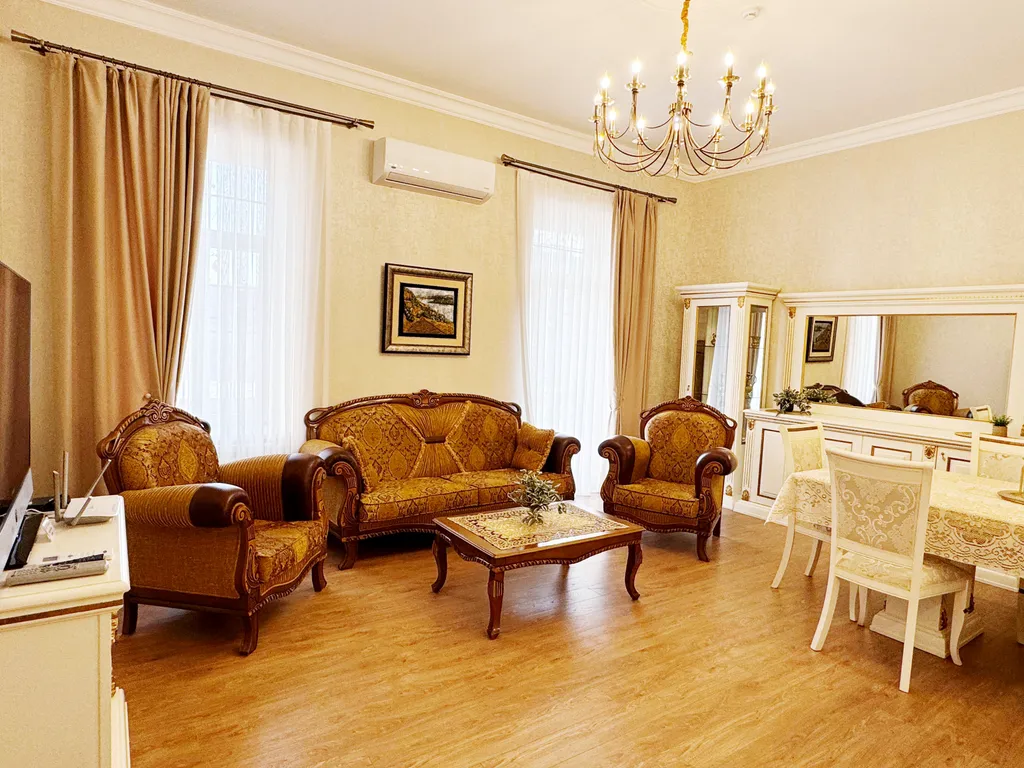 Квартира HIISTORY 1888 - Сentral Apartments & Excursions — аренда посуточно в Баку