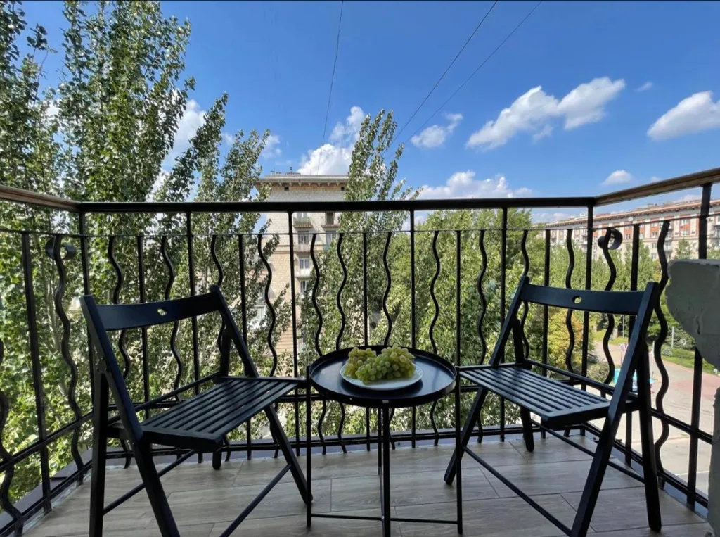 Роскошная двухкомнатная сталинка с видом на Аллею Героев