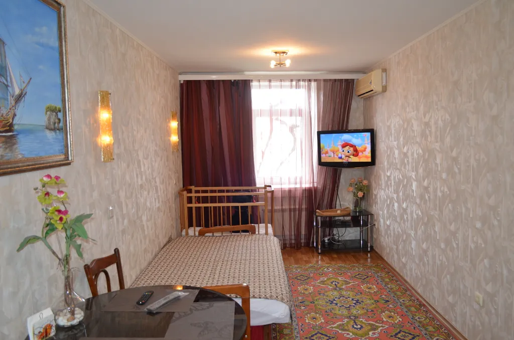 2-комнатная Квартира — аренда посуточно в Евпатория