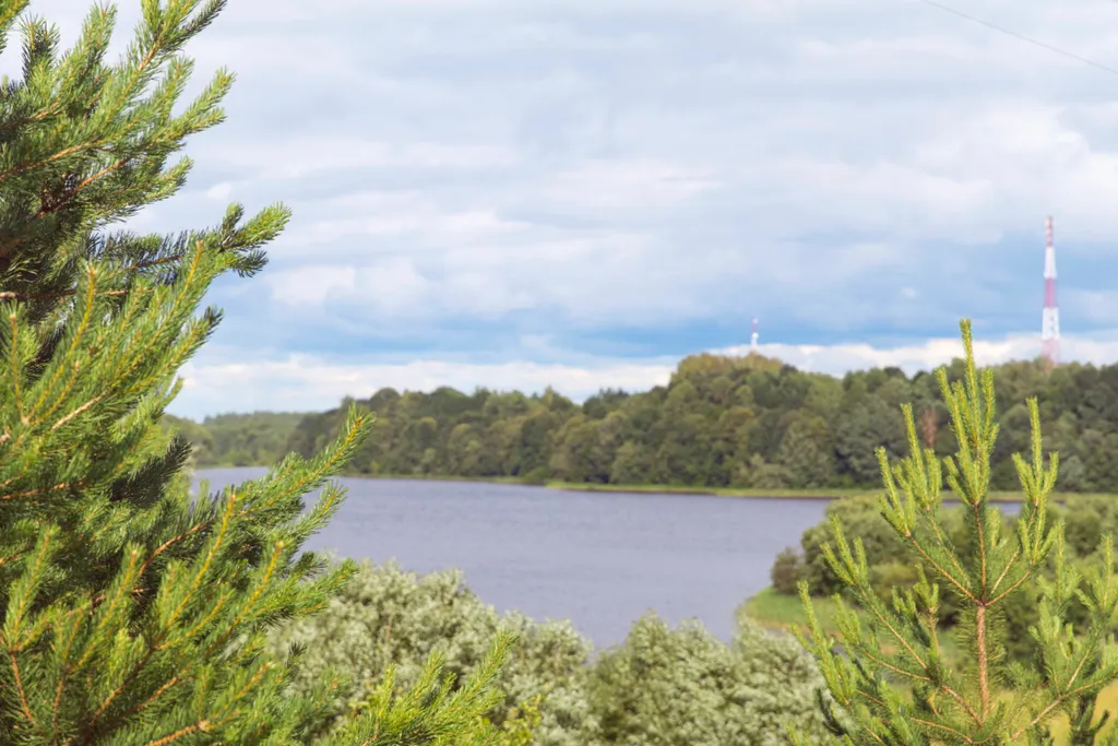 Дом на берегу озера