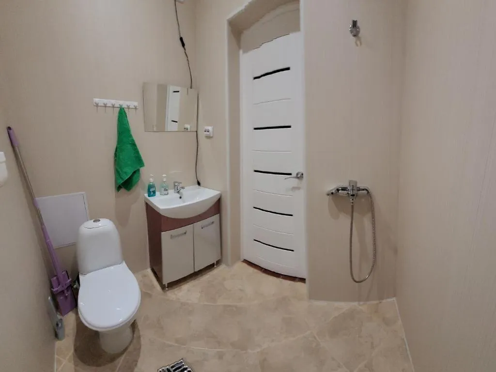 Комфортная светлая квартира с балконом и парковкой