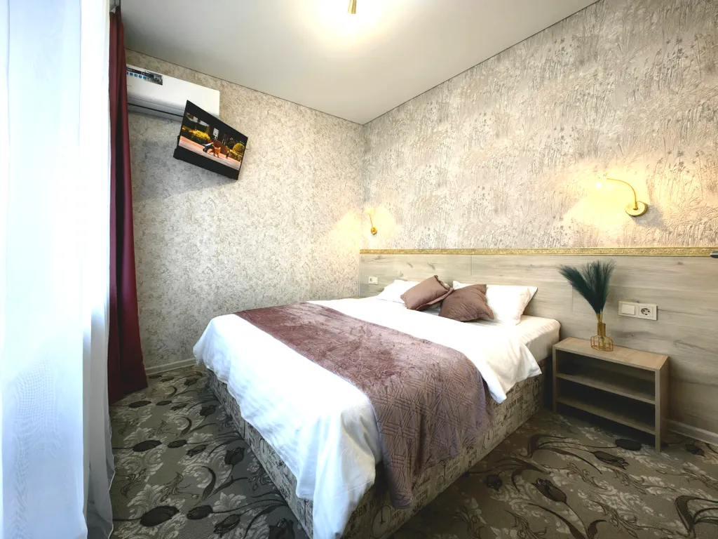 Квартира Двухкомнатная квартира, индивидуальное отопление, парковка, кухня — Судак