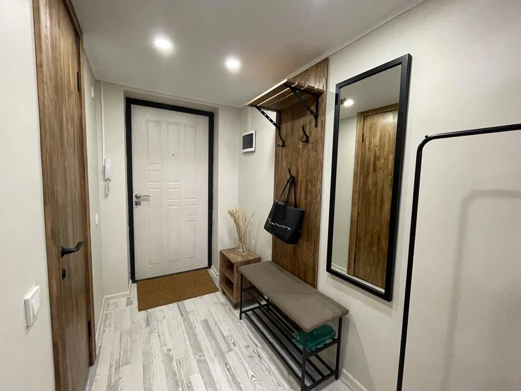 Квартира Студия в стиле Loft в двух уровнях в центре города — Алматы