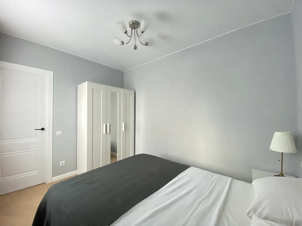 "Хочу приехать" на Герцена 20