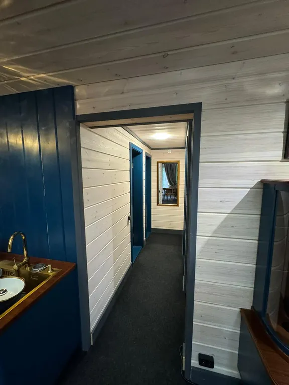 Барн хаус с видом на лес и горы