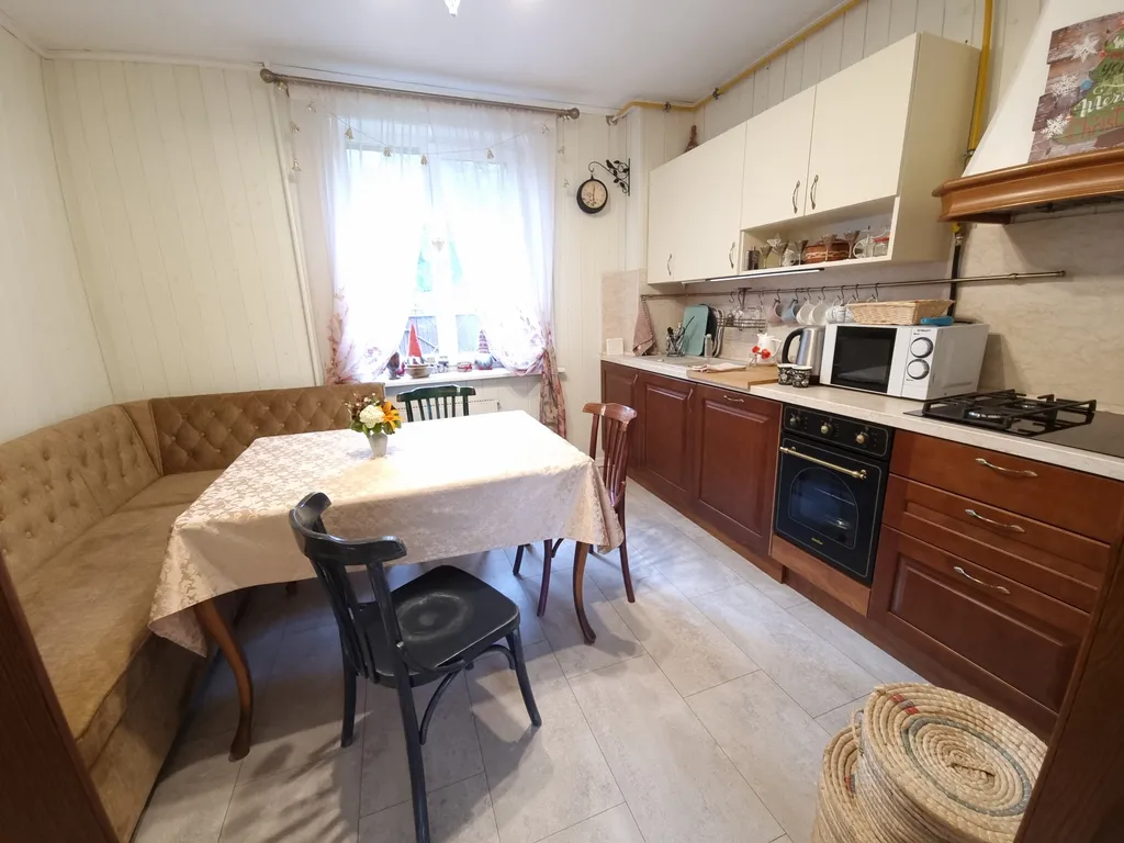 Коттедж на склоне возле Дубровского