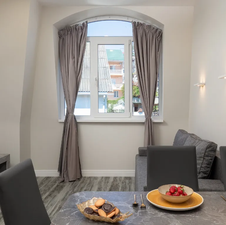 Мансардная студия в ЖК Резидент