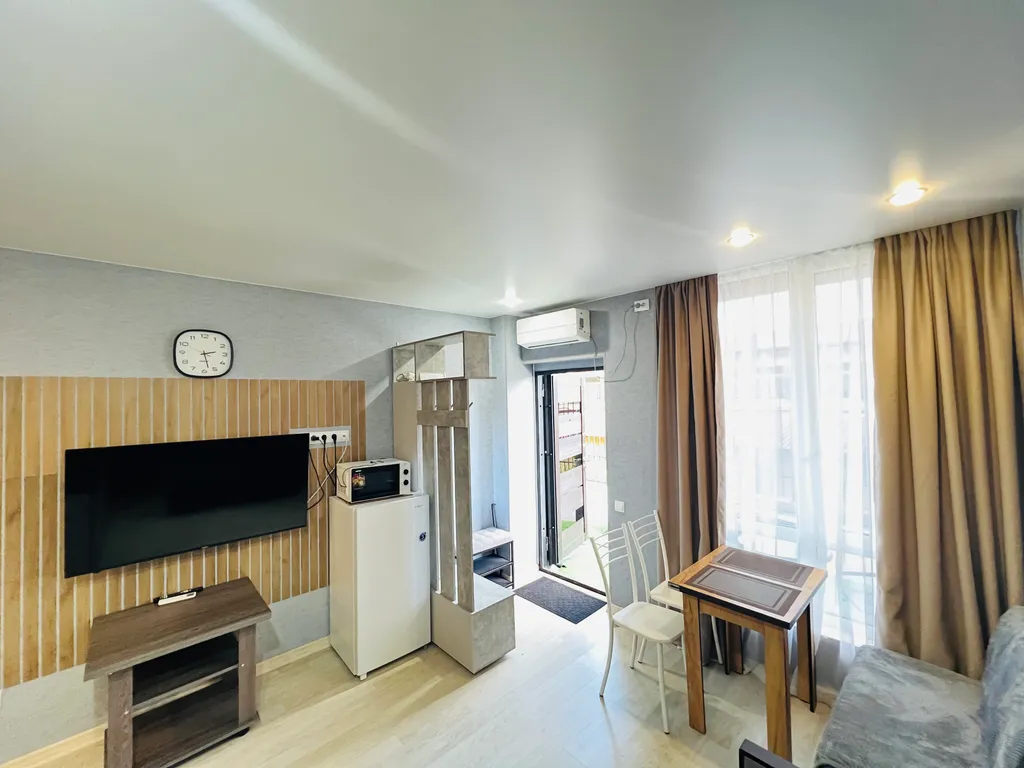 1-комнатная квартира с бассейном