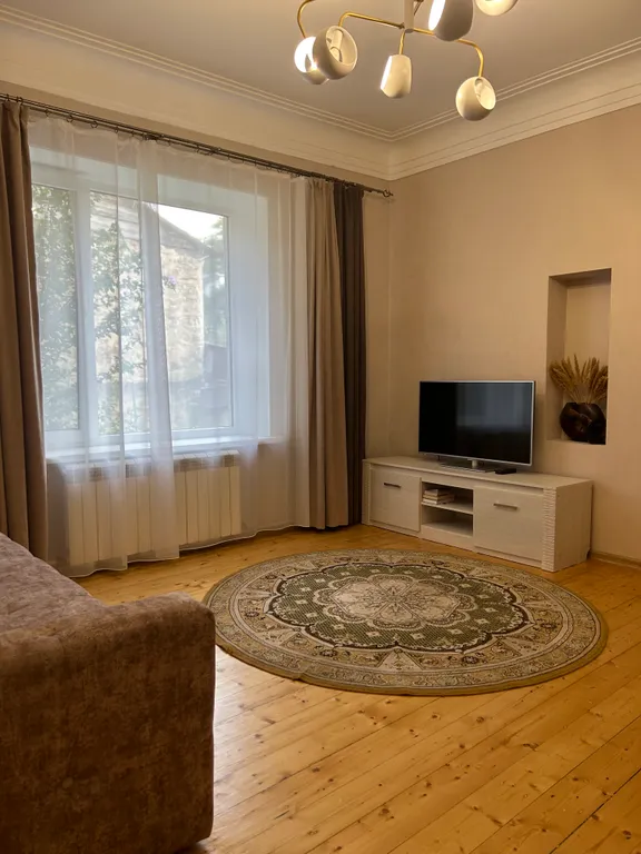 Коттедж Апартаменты с терассой и садом — Кисловодск