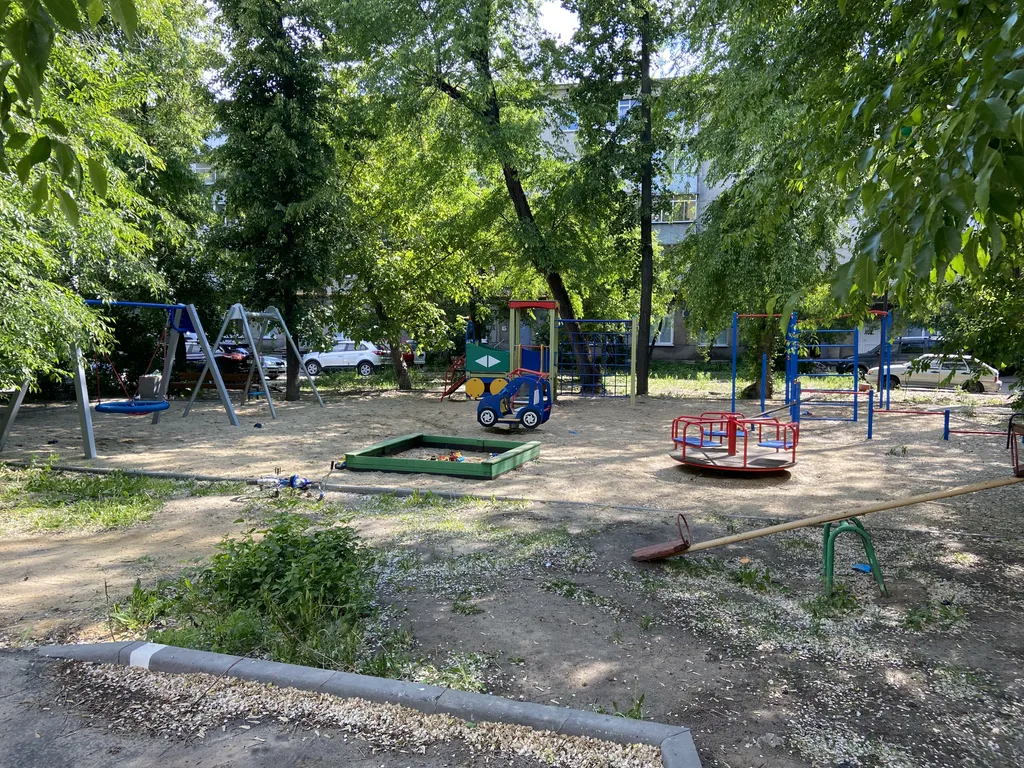 Тихая 2-х комнатная квартира