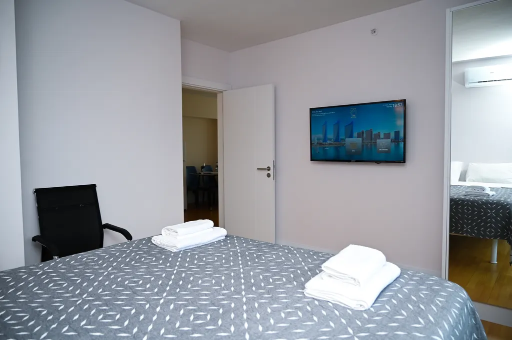 Большая 2+1 с шикарным видом на море и набережную, 22 этаж