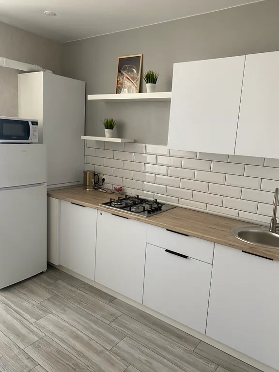 Красивая квартира на Российском