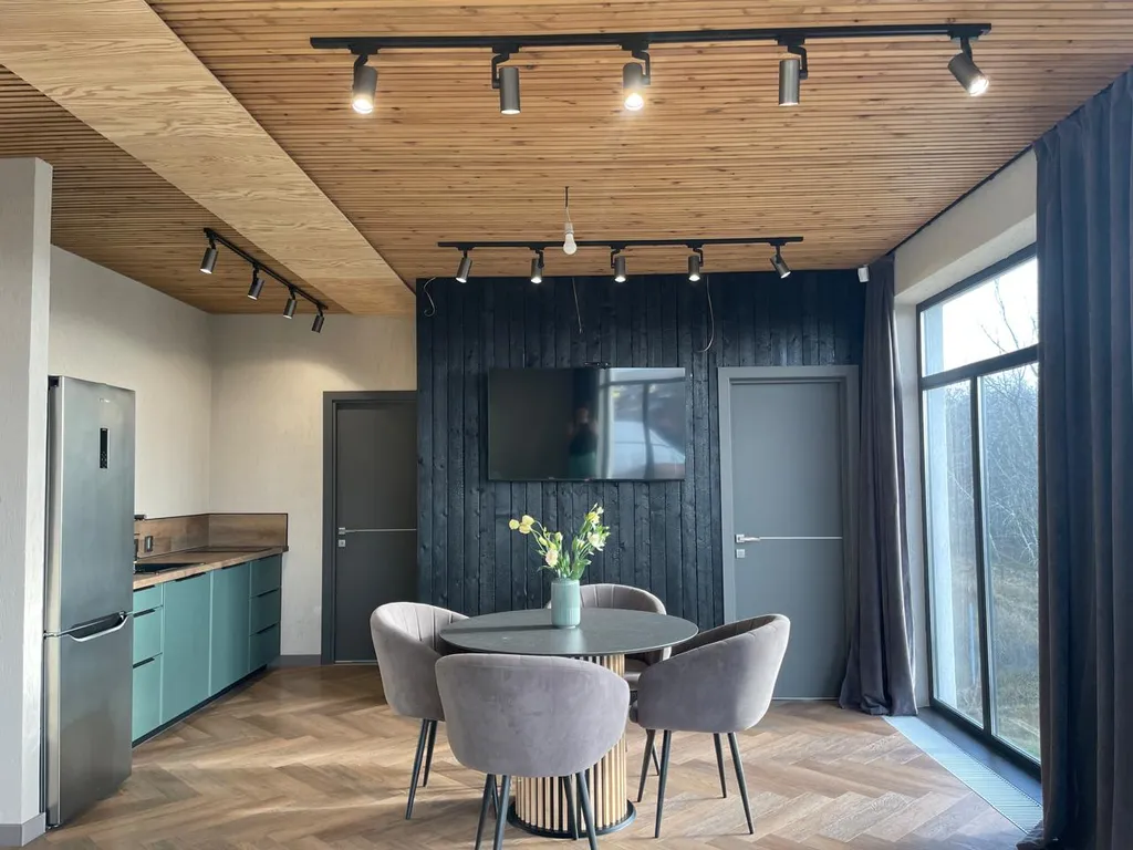 Панорамный дом с террасой