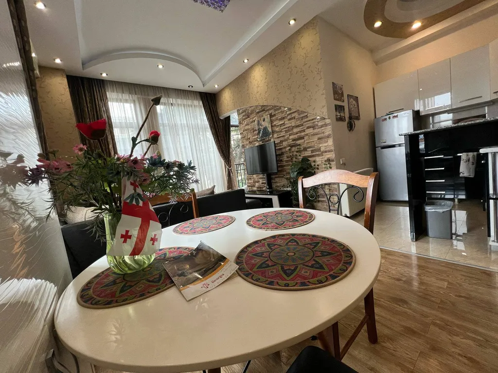 Комфортная квартира в старом Тбилиси