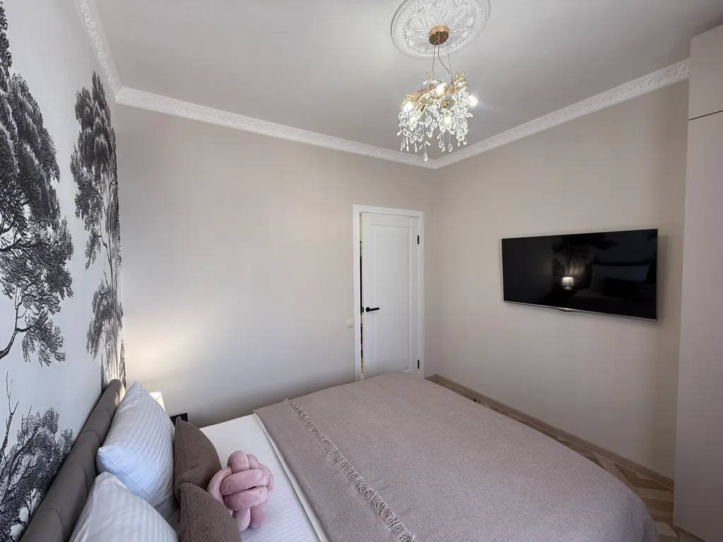 Двухкомнатная квартира напротив Лечебного парка