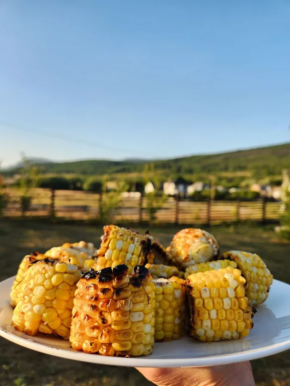 Коттедж Дом для отдыха Mеdley с домашним кинотеатром, террасой и джакузи — Гончарное