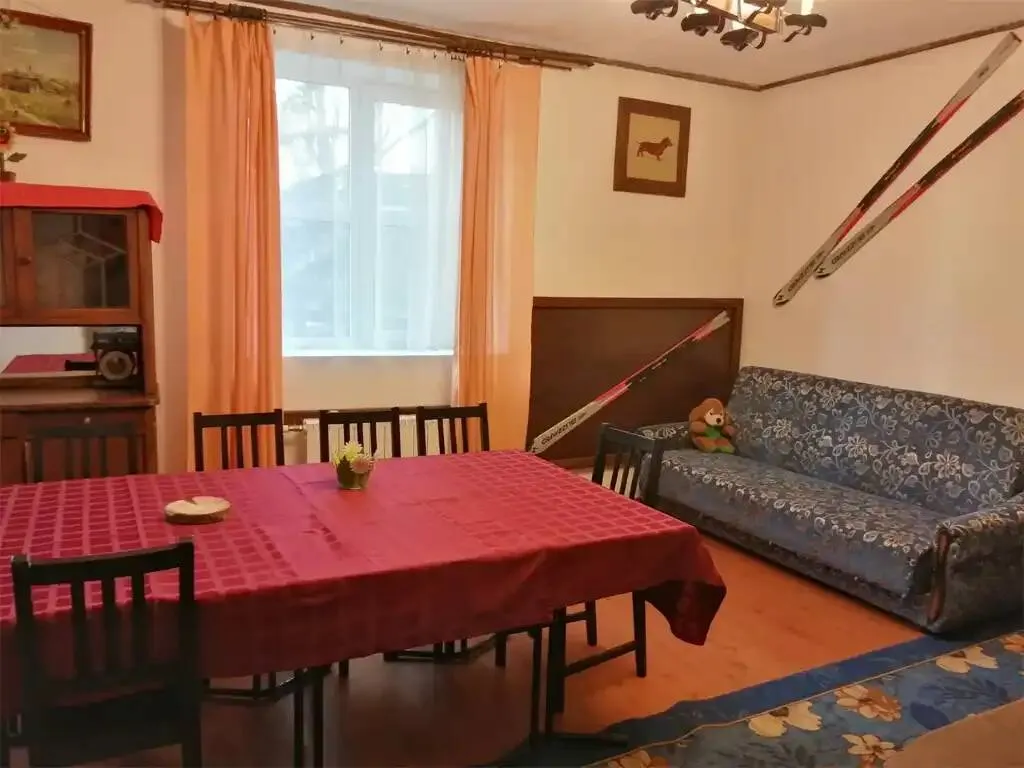 4-комнатный Дом