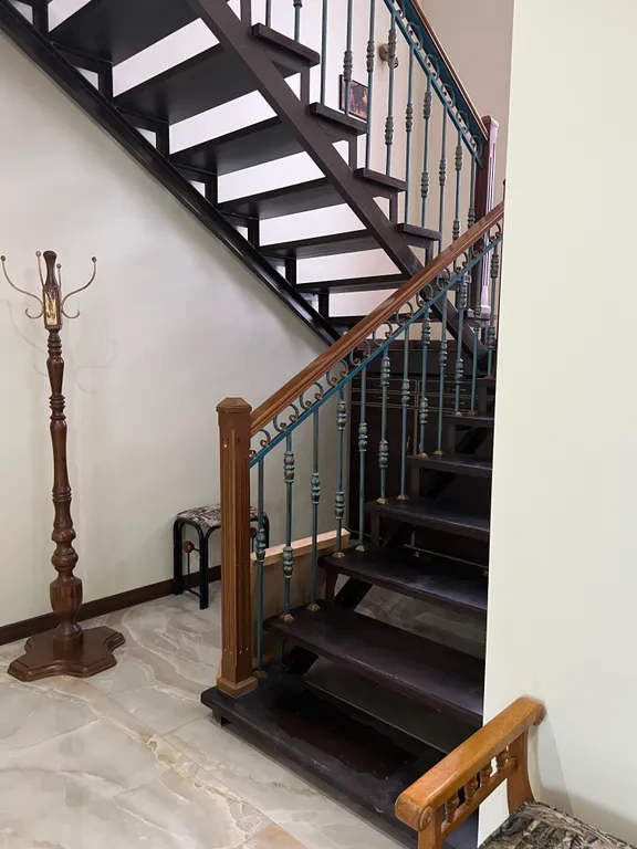 4-комнатный Дом