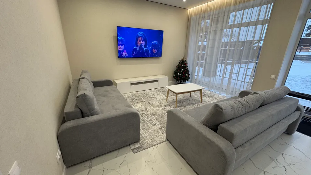 Дом с баней на дровах и мангальной зоной