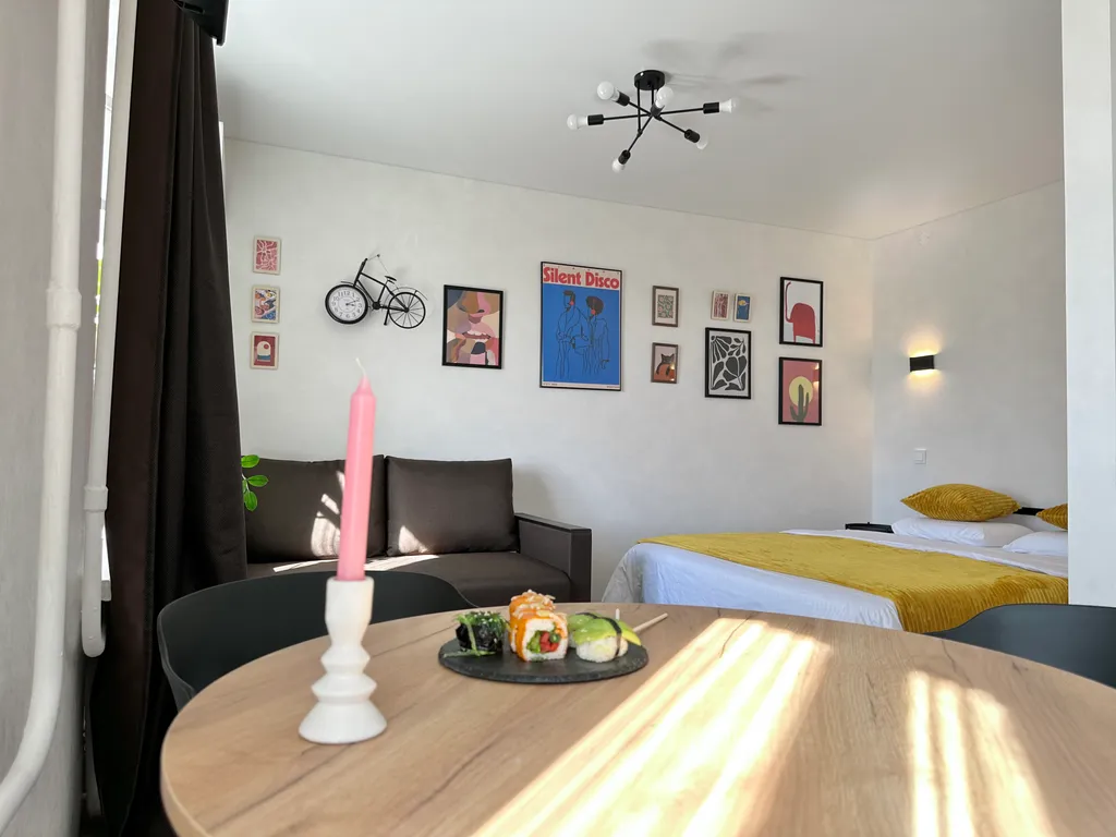 Солнечная квартира на Дежнёва