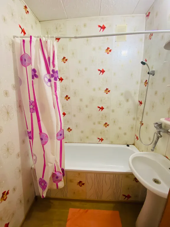 Большая 2-ка около автовокзала