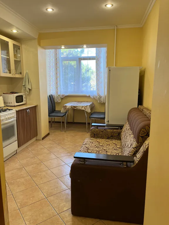 Квартира 2-комнатная Квартира — Геленджик