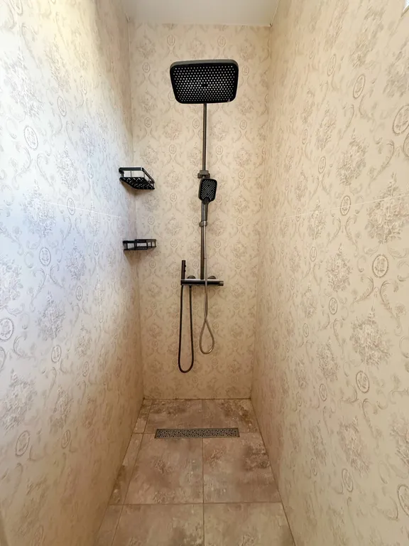 Апартаменты с видом на море. 3 минуты до пляжа. Для пятерых