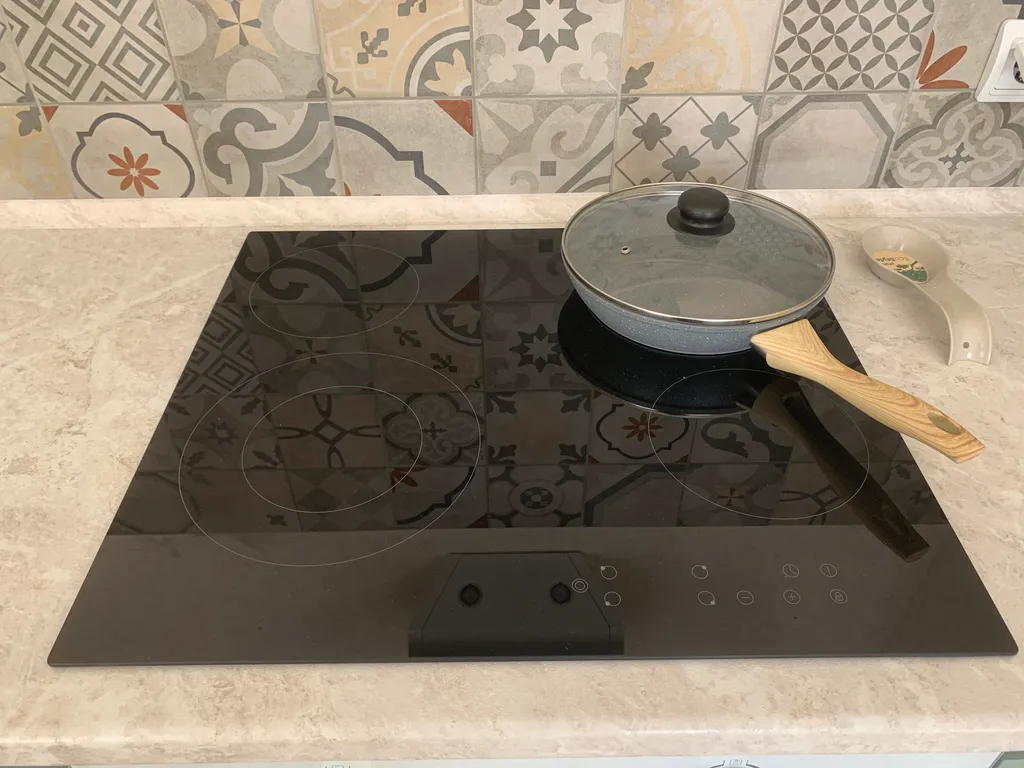 Уютная квартира с отдельной спальней и кухней-студией