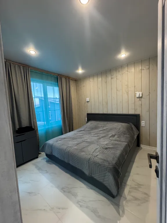 Новый коттедж с сауной и бассейном