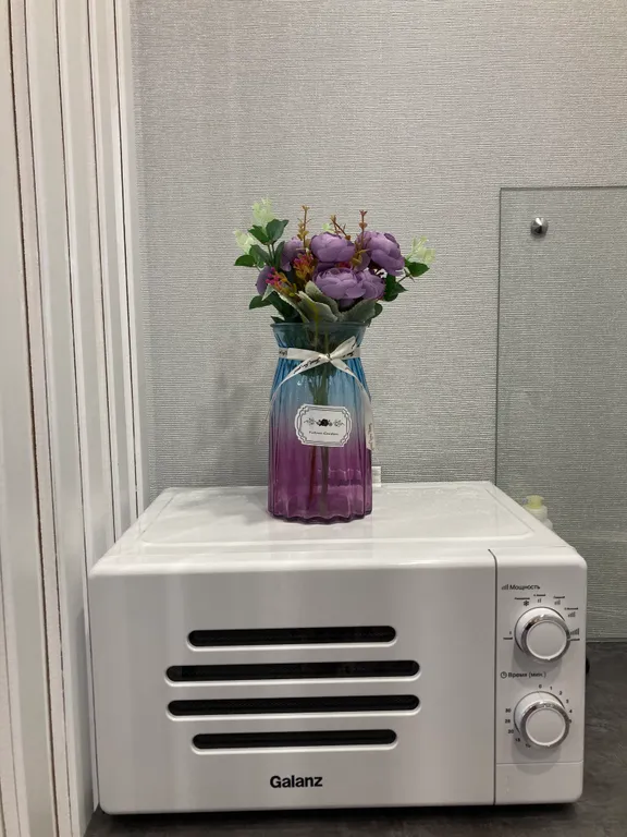 Студия с дизайнерским ремонтом