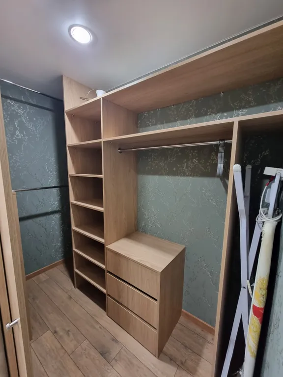 Новая и свежая двухкомнатная квартира, около станции метро Пушкинская