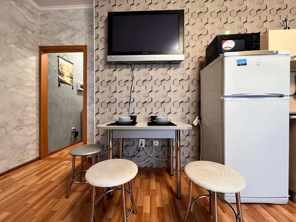 Квартира Уютная светлая студия, центр, ТЦ Вояж — Тюмень