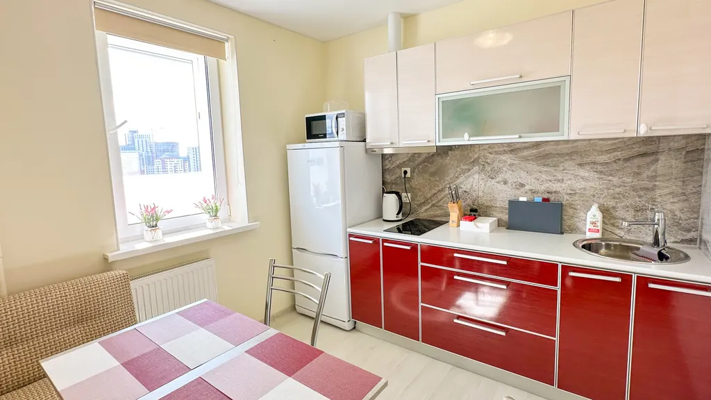 Светлая квартира в ЖК Армас с шикарным видом на город