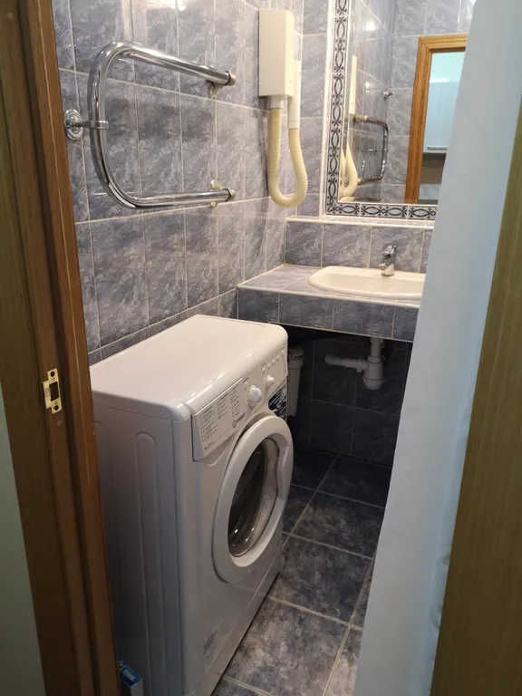 Квартира Комната с общей ванной  в блоке — Москва