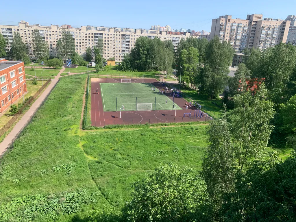 Квартира у метро Хороший день